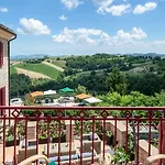 Bed & Breakfast Leone 4*