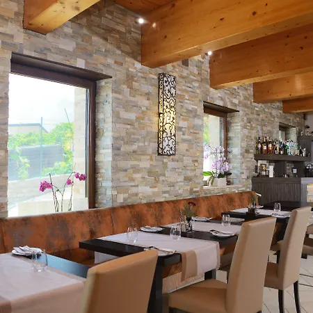 Bed & Breakfast Leone 4*