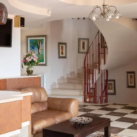 Leone Bed & Breakfast